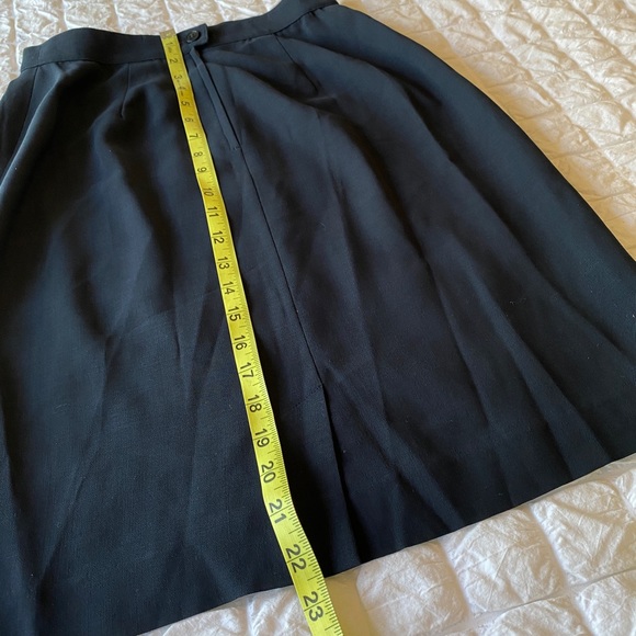 MaxMara 100% Virgin Wool Navy Pencil Skirt - Picture 10 of 10